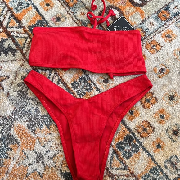 NWT Zaful Red Strapless Ribbed Bikini - Picture 2 of 7